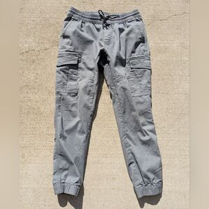 No Boundaries Men's Light Gray Cargo Joggers